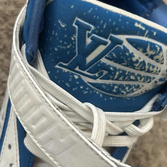 FOR SALE !!!! Louis Vuitton Trainers 2 (white & blue) - Picture 3 of 4